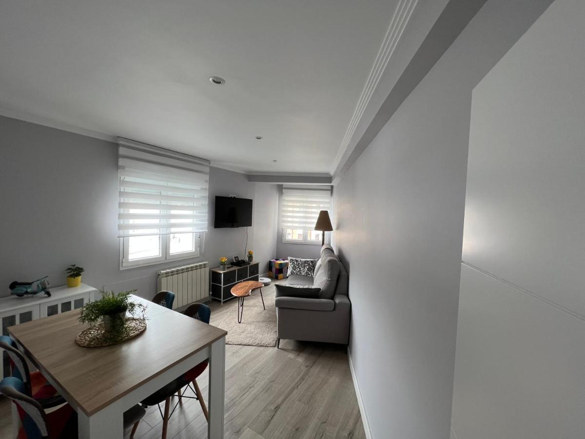 Apartamento Gijon Apartment ภายนอก รูปภาพ